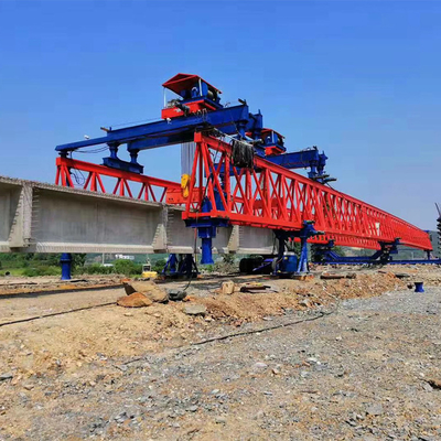 고속도로 철도를 위한 무거운 하중 150 톤 교량 상판 발사기 크레인